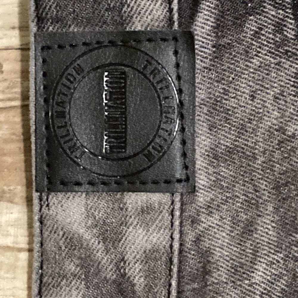 Men’s Ripped Jeans - Picture 6 of 8